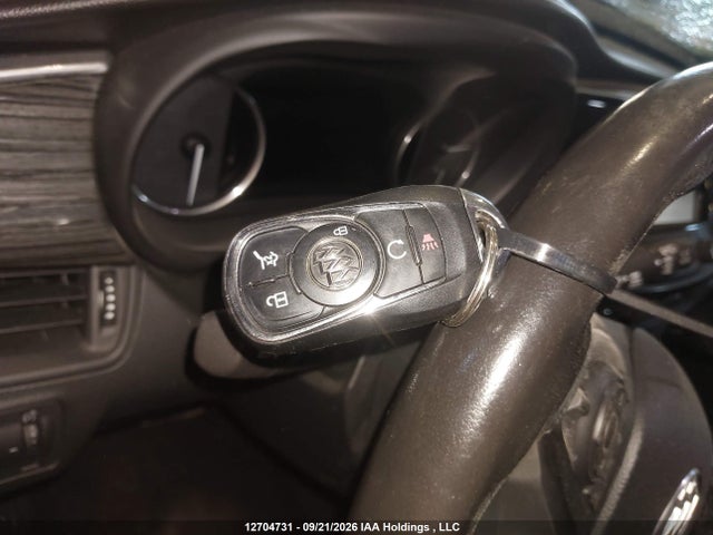 12704731 :رقم المزاد ، LRBFXESX4HD164139 vin ، 2017 Buick Envision Premium I مزاد بيع