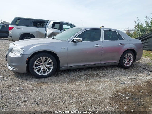Chrysler 300C 2016 2C3CCAET6GH220394 Image 14