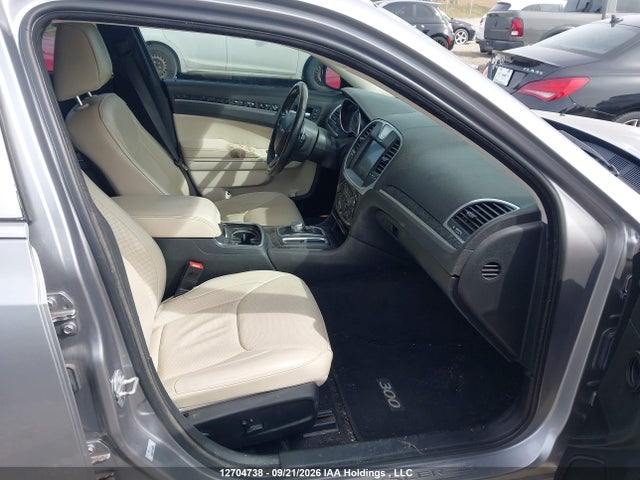 Chrysler 300C 2016 2C3CCAET6GH220394 Image 5