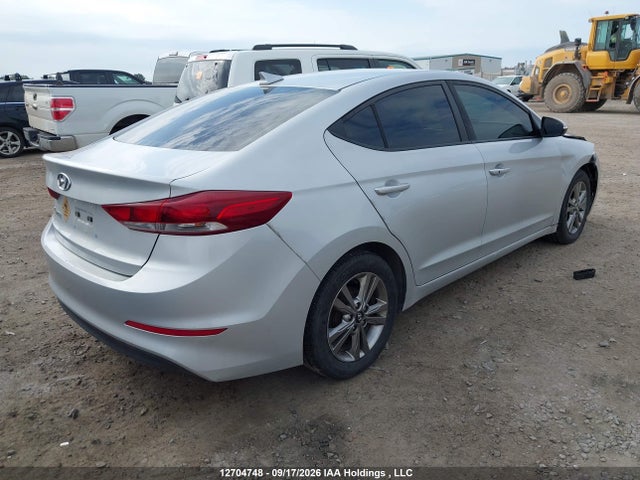 Продажа на аукционе авто 2018 Hyundai Elantra Gl Se, vin: KMHD84LF2JU661178, номер лота: 12704748