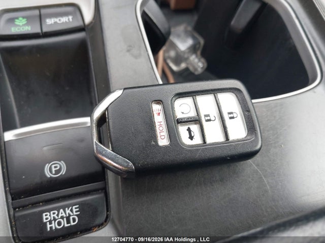 12704770 :رقم المزاد ، 1HGCV2F31JA800699 vin ، 2018 Honda Accord Sedan مزاد بيع