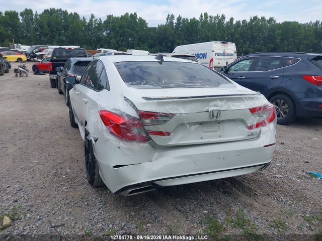 12704770 :رقم المزاد ، 1HGCV2F31JA800699 vin ، 2018 Honda Accord Sedan مزاد بيع