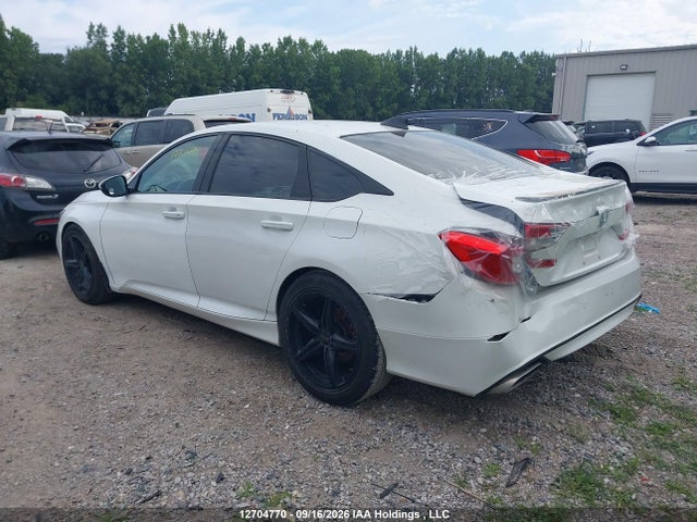 12704770 :رقم المزاد ، 1HGCV2F31JA800699 vin ، 2018 Honda Accord Sedan مزاد بيع