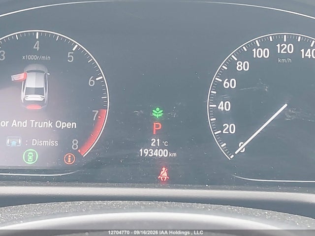 12704770 :رقم المزاد ، 1HGCV2F31JA800699 vin ، 2018 Honda Accord Sedan مزاد بيع