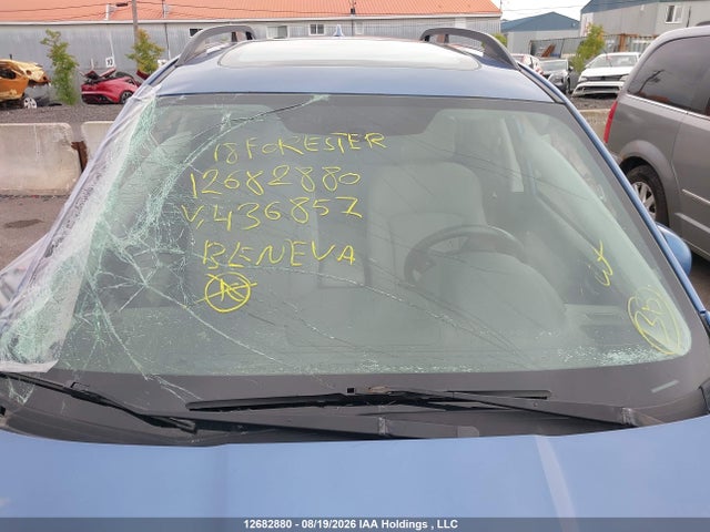 Subaru Forester 2.5i Touring 2018 JF2SJEJC3JH436857 Image 16