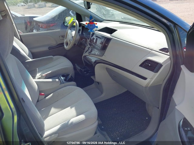 Toyota Sienna 2014 5TDKK3DC7ES419301 Image 5