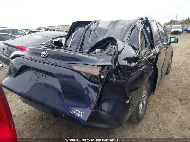 2024 Toyota Sienna მანქანა იყიდება აუქციონზე, vin: 5TDGRKEC1RS185026, აუქციონის ნომერი: 12704800