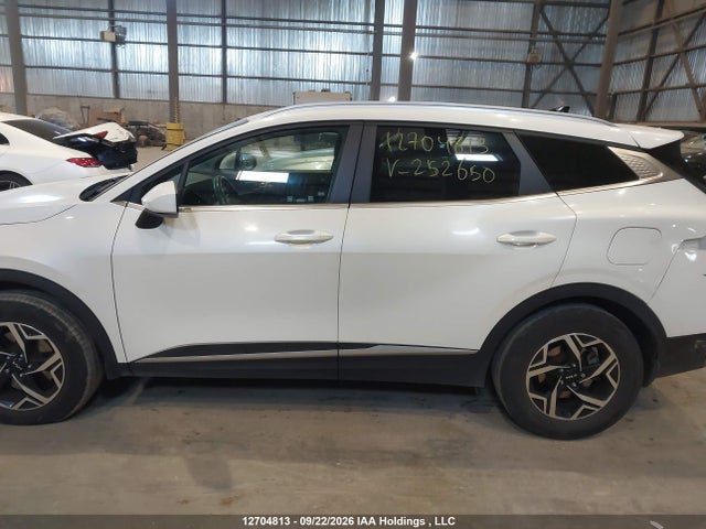 Продаж на аукціоні авто 2024 Kia Sportage Lx/x-line, vin: KNDPUCDF4R7252650, номер лоту: 12704813