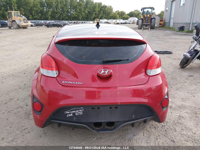 2016 Hyundai Veloster Turbo მანქანა იყიდება აუქციონზე, vin: KMHTC6AE4GU251989, აუქციონის ნომერი: 12704849