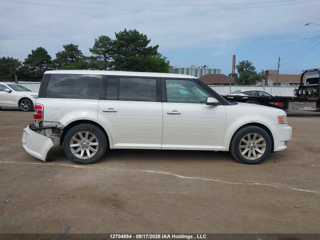 12704854 :رقم المزاد ، 2FMHK6CC3ABA98135 vin ، 2010 Ford Flex Sel مزاد بيع