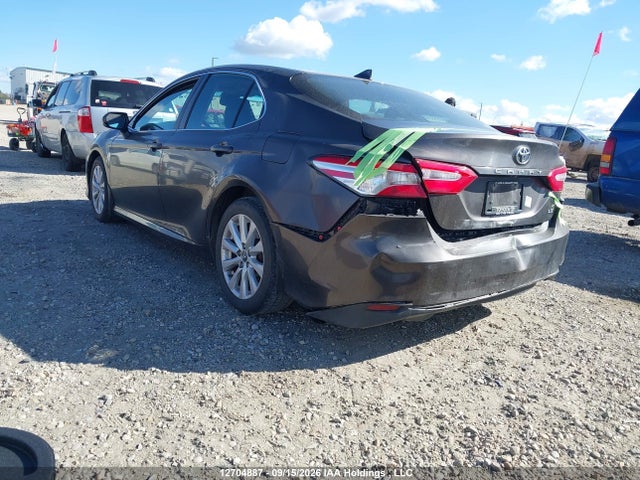 Aukcja sprzedaży 2018 Toyota Camry L/le/xle/se/xse, vin: 4T1B11HK6JU024987, numer aukcji: 12704887
