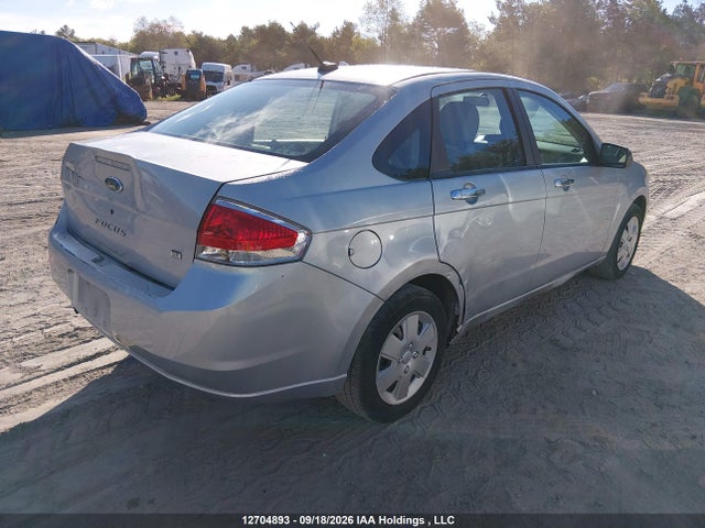 12704893 :رقم المزاد ، 1FAHP34N08W290714 vin ، 2008 Ford Focus S/se مزاد بيع