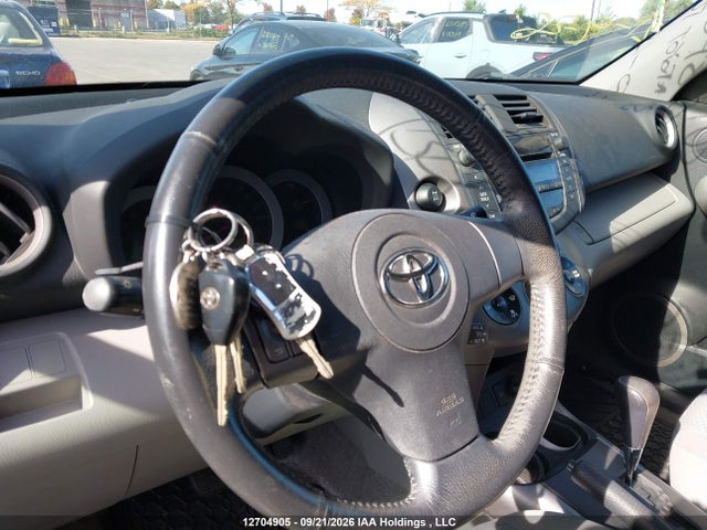 12704905 :رقم المزاد ، JTMBD31V576048223 vin ، 2007 Toyota Rav4 Limited مزاد بيع