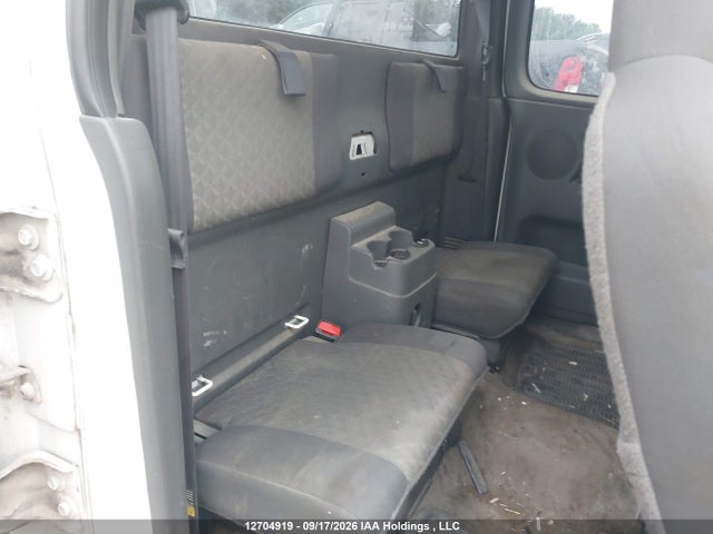 12704919 :رقم المزاد ، 1GTDT196358166253 vin ، 2005 Gmc Canyon مزاد بيع