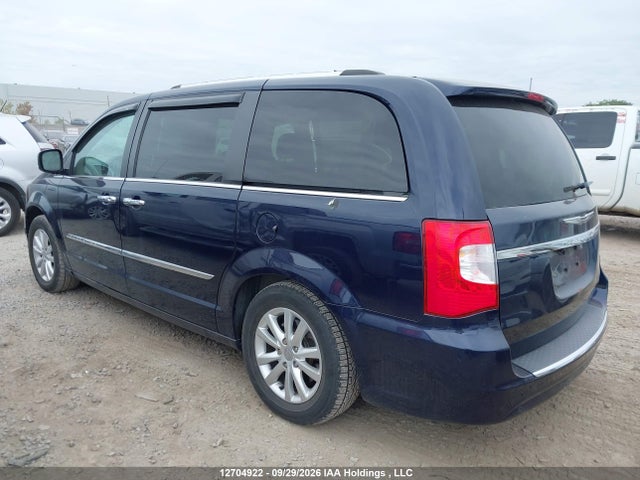 Auction sale of the 2016 Chrysler Town & Country, vin: 2C4RC1GG2GR302719, lot number: 12704922