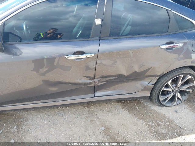 Aukcja sprzedaży 2019 Honda Civic Touring, vin: 2HGFC1F95KH103363, numer aukcji: 12704933