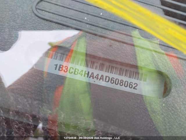 12704936 :رقم المزاد ، 1B3CB4HA4AD608062 vin ، 2010 Dodge Caliber Sxt مزاد بيع