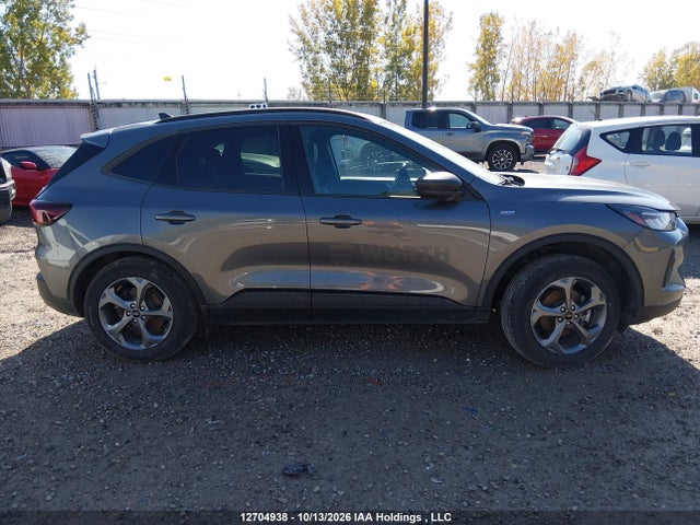 2025 Ford Escape St Line მანქანა იყიდება აუქციონზე, vin: 1FMCU9MZ5SUA92969, აუქციონის ნომერი: 12704938