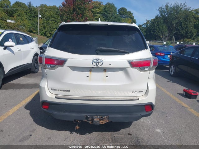 12704965 :رقم المزاد ، 5TDBKRFH2GS227671 vin ، 2016 Toyota Highlander Le مزاد بيع