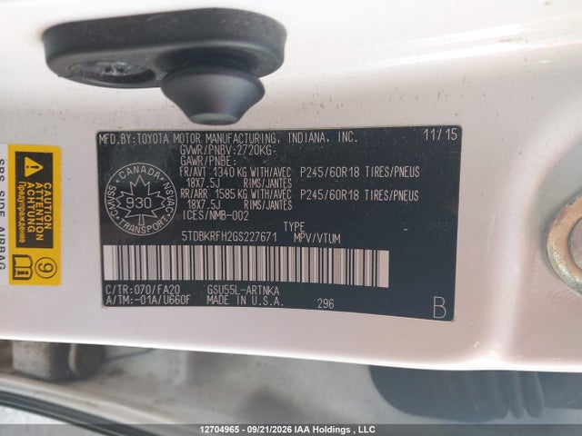 12704965 :رقم المزاد ، 5TDBKRFH2GS227671 vin ، 2016 Toyota Highlander Le مزاد بيع