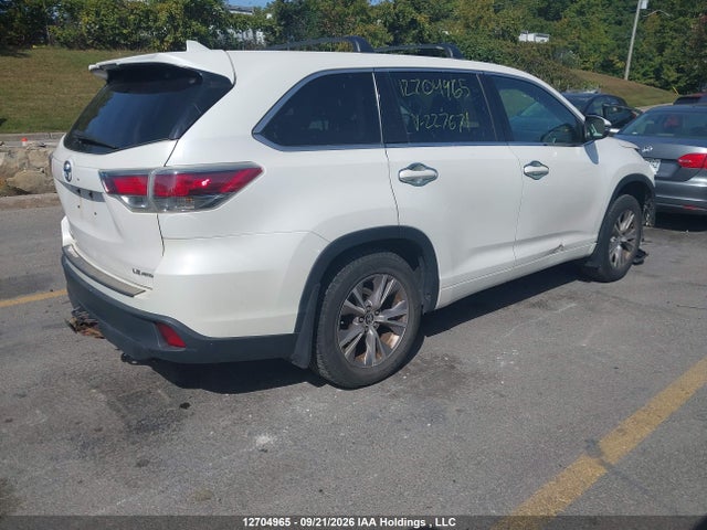 12704965 :رقم المزاد ، 5TDBKRFH2GS227671 vin ، 2016 Toyota Highlander Le مزاد بيع