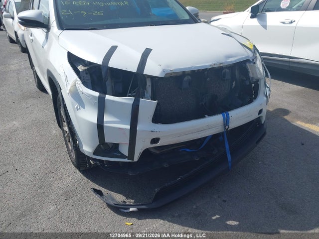 12704965 :رقم المزاد ، 5TDBKRFH2GS227671 vin ، 2016 Toyota Highlander Le مزاد بيع