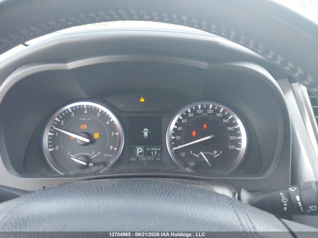 12704965 :رقم المزاد ، 5TDBKRFH2GS227671 vin ، 2016 Toyota Highlander Le مزاد بيع