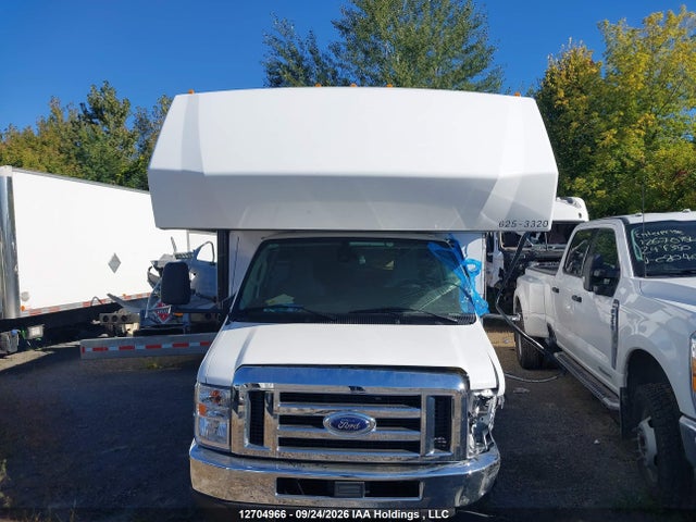 2025 Ford Econoline E350 Super Duty Cutaway Van მანქანა იყიდება აუქციონზე, vin: 1FDWE3FN4SDD01331, აუქციონის ნომერი: 12704966