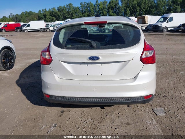 12704984 :رقم المزاد ، 1FADP3N26DL228247 vin ، 2013 Ford Focus مزاد بيع