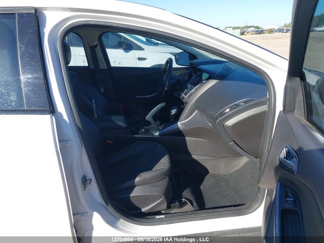 12704984 :رقم المزاد ، 1FADP3N26DL228247 vin ، 2013 Ford Focus مزاد بيع