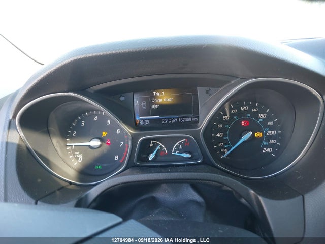 12704984 :رقم المزاد ، 1FADP3N26DL228247 vin ، 2013 Ford Focus مزاد بيع