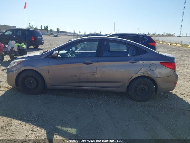 2012 Hyundai Accent Gl მანქანა იყიდება აუქციონზე, vin: KMHCT4AE0CU270246, აუქციონის ნომერი: 12705006