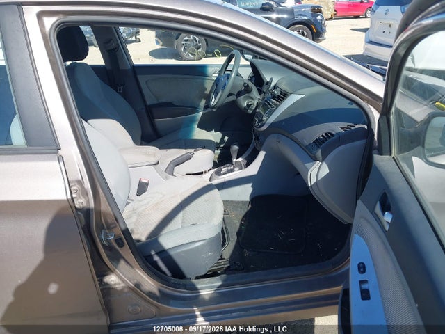 2012 Hyundai Accent Gl მანქანა იყიდება აუქციონზე, vin: KMHCT4AE0CU270246, აუქციონის ნომერი: 12705006