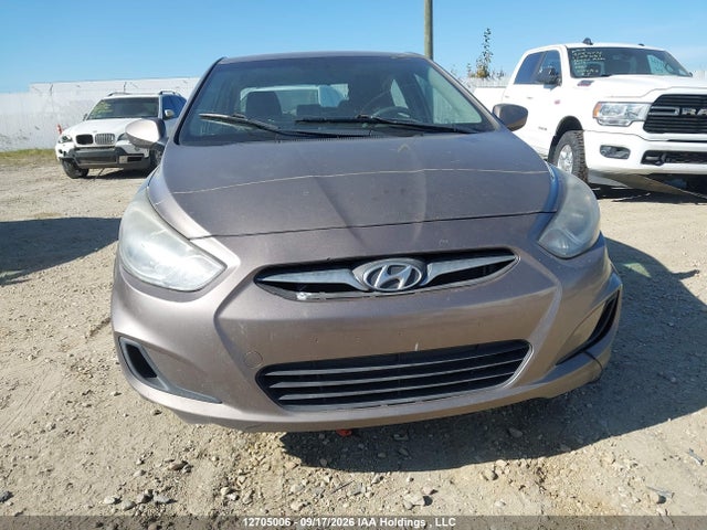 2012 Hyundai Accent Gl მანქანა იყიდება აუქციონზე, vin: KMHCT4AE0CU270246, აუქციონის ნომერი: 12705006