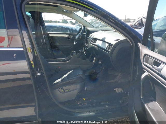 Продаж на аукціоні авто 2016 Volkswagen Touareg Sport/lux/executive, vin: WVGEF9BP9GD011807, номер лоту: 12705014