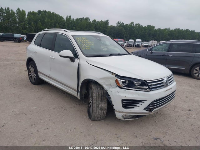 12705018 :رقم المزاد ، WVGHF7BP4HD001866 vin ، 2017 Volkswagen Touareg مزاد بيع