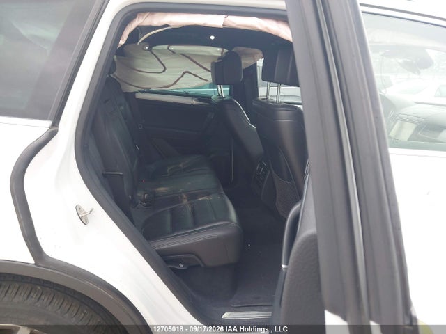 12705018 :رقم المزاد ، WVGHF7BP4HD001866 vin ، 2017 Volkswagen Touareg مزاد بيع