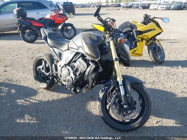 12705020 :رقم المزاد ، ZDCSC6062DF410012 vin ، 2013 Honda Cb1000 Ra-abs مزاد بيع