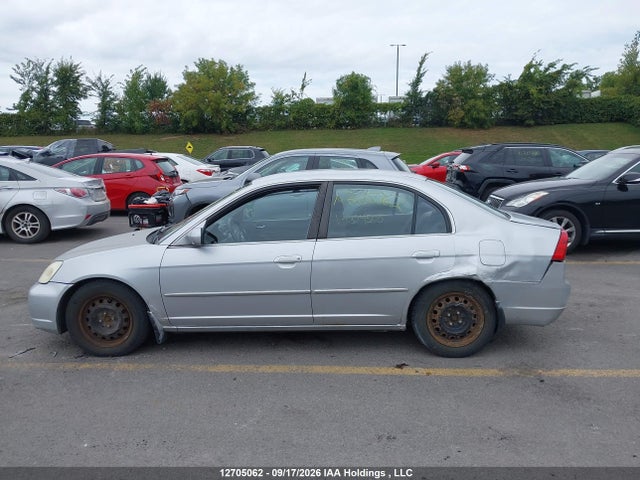 12705062 :رقم المزاد ، 2HHES36632H004505 vin ، 2002 Acura El Touring مزاد بيع