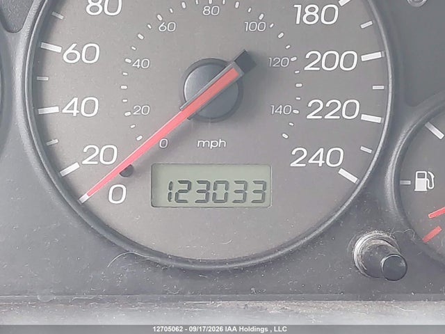 12705062 :رقم المزاد ، 2HHES36632H004505 vin ، 2002 Acura El Touring مزاد بيع