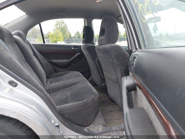 12705062 :رقم المزاد ، 2HHES36632H004505 vin ، 2002 Acura El Touring مزاد بيع