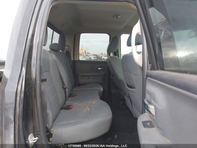 1C6RR7GT9ES114958 RAM 1500 Slt