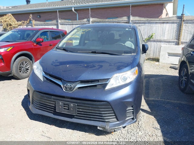 5TDKZ3DC2LS053420 Toyota SIENNA LE