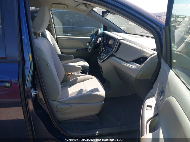 5TDKZ3DC2LS053420 Toyota SIENNA LE