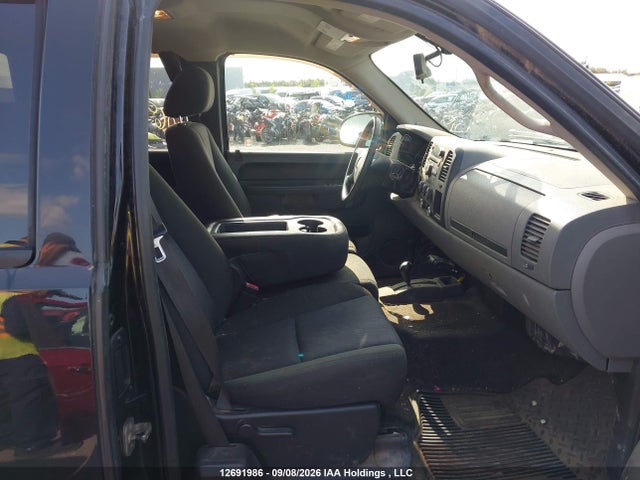 Auction sale of the 2010 Chevrolet Silverado 1500 Ls, vin: 1GCSKREAXAZ242462, lot number: 12691986