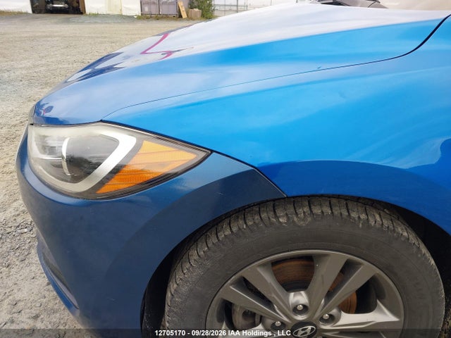 12705170 :رقم المزاد ، KMHD84LF7HU240325 vin ، 2017 Hyundai Elantra Gl مزاد بيع