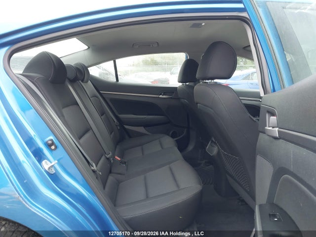 12705170 :رقم المزاد ، KMHD84LF7HU240325 vin ، 2017 Hyundai Elantra Gl مزاد بيع