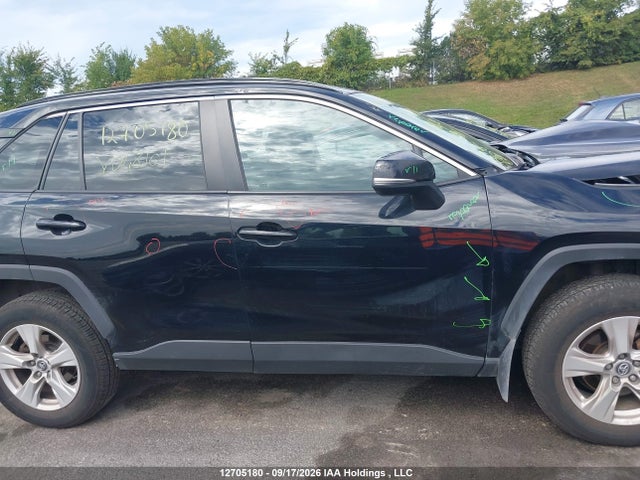 Toyota RAV4 LE 2019 2T3B1RFV6KC048101 Image 14
