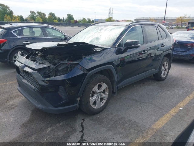 Toyota RAV4 LE 2019 2T3B1RFV6KC048101 Image 2