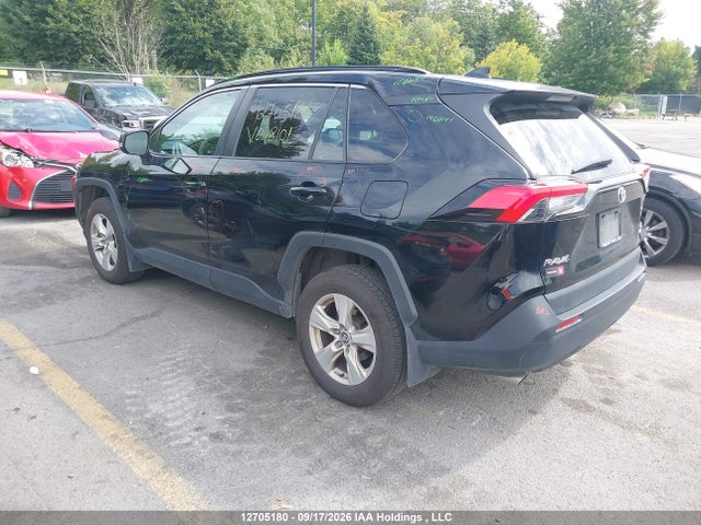 Toyota RAV4 LE 2019 2T3B1RFV6KC048101 Image 3